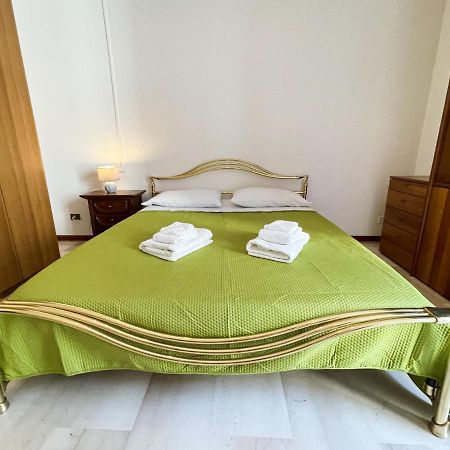 Casa Gramsci - Affitti Brevi Italia Hotel Modena Bagian luar foto