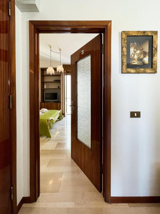 Casa Gramsci - Affitti Brevi Italia Hotel Modena Bagian luar foto