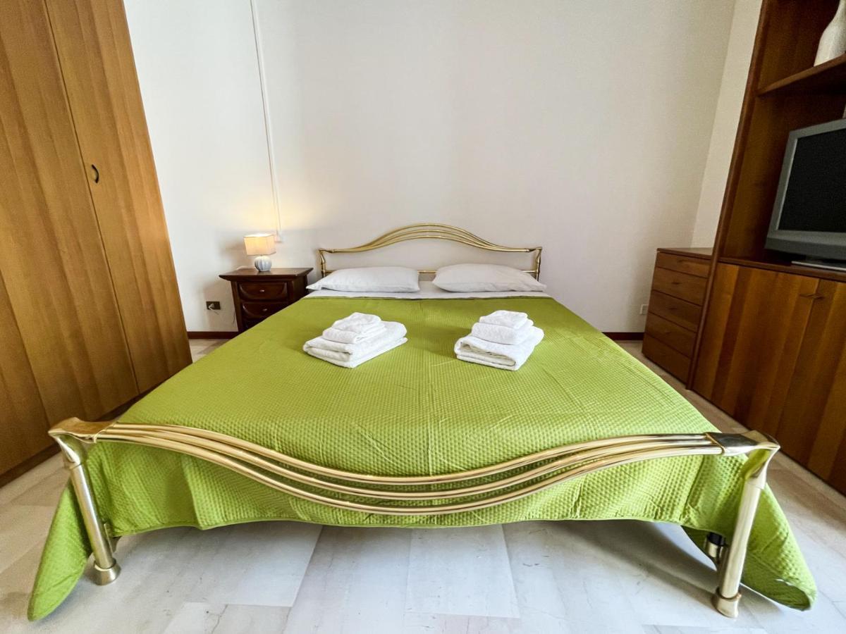Casa Gramsci - Affitti Brevi Italia Hotel Modena Bagian luar foto